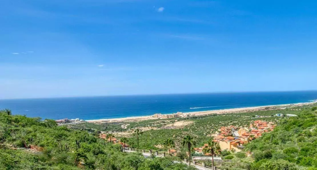 Luxury condos in Cabo San Lucas